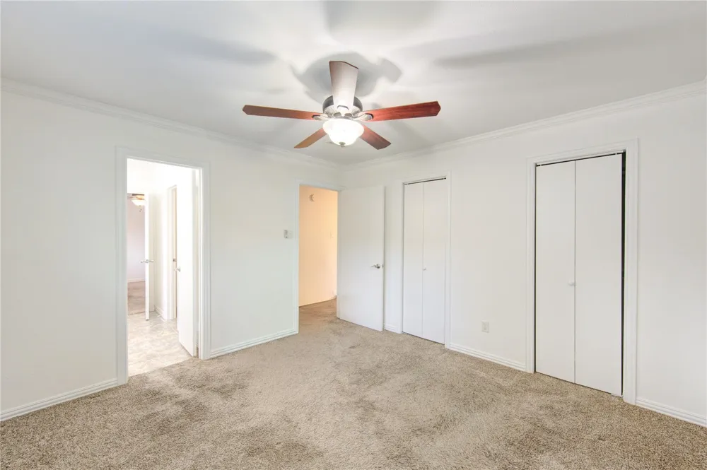 17811 Wake Court Crosby, TX 77532