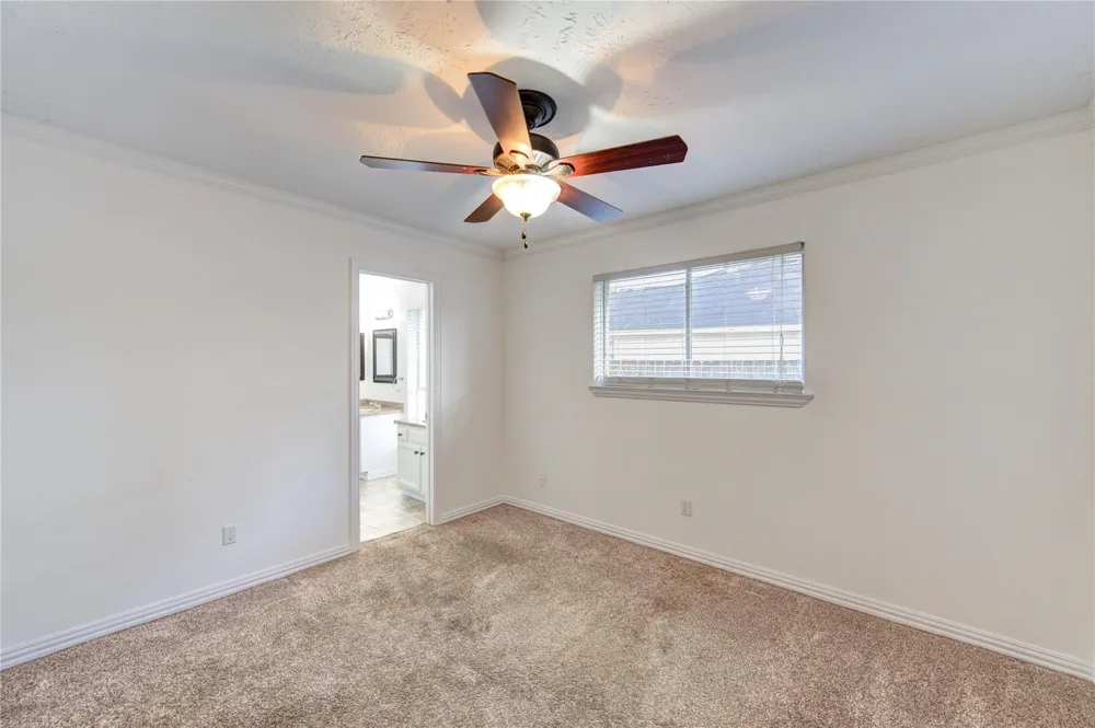 17811 Wake Court Crosby, TX 77532
