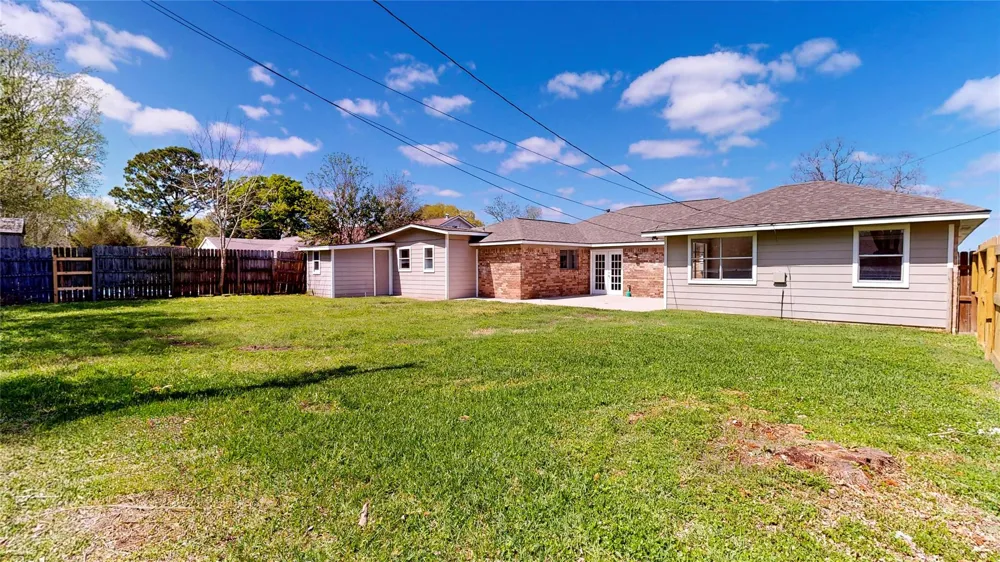 4914 29th Street Dickinson, TX 77539