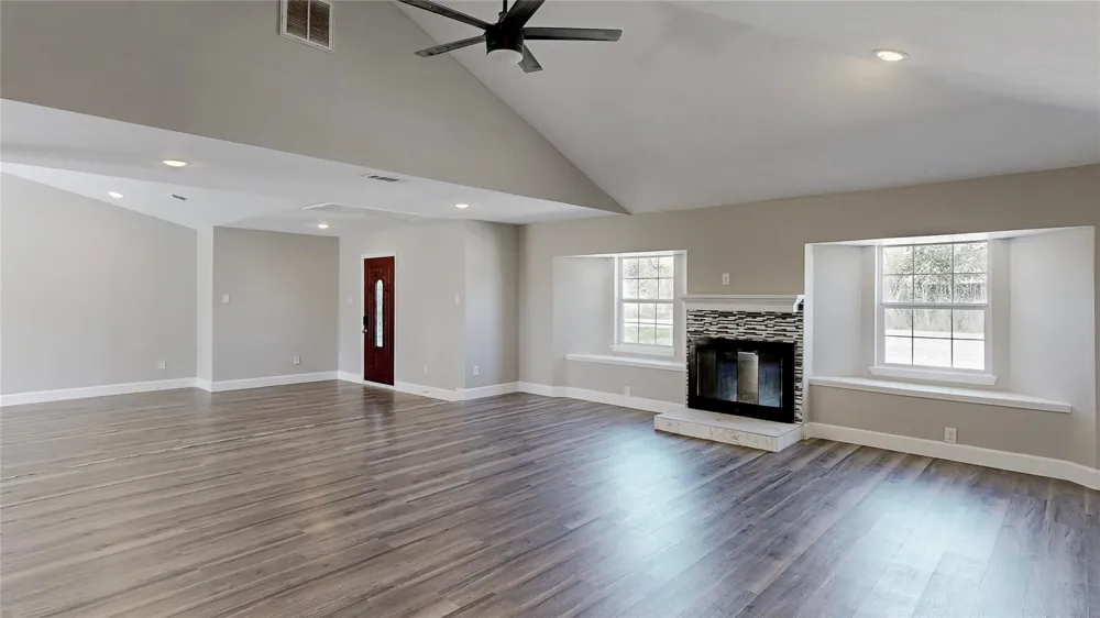 4914 29th Street Dickinson, TX 77539