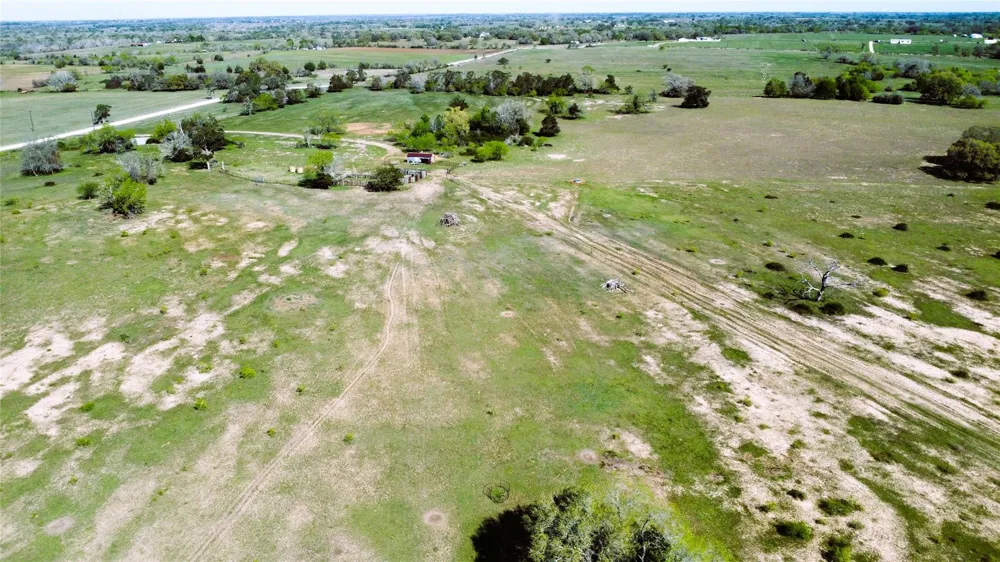 County Road 138 Hallettsville, TX 77964