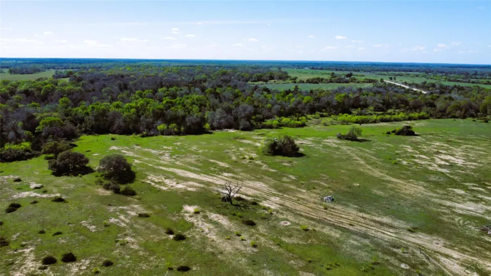 County Road 138 Hallettsville, TX 77964