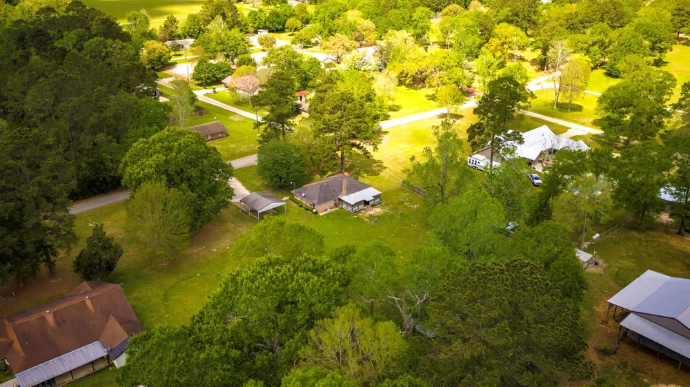 200 Manuel Road Shepherd, TX 77371