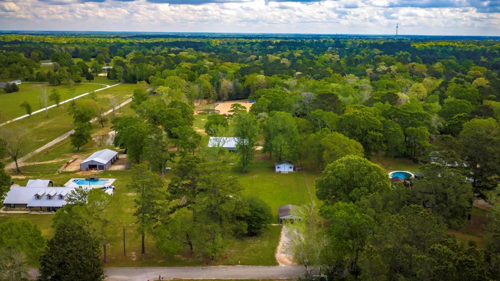 200 Manuel Road Shepherd, TX 77371