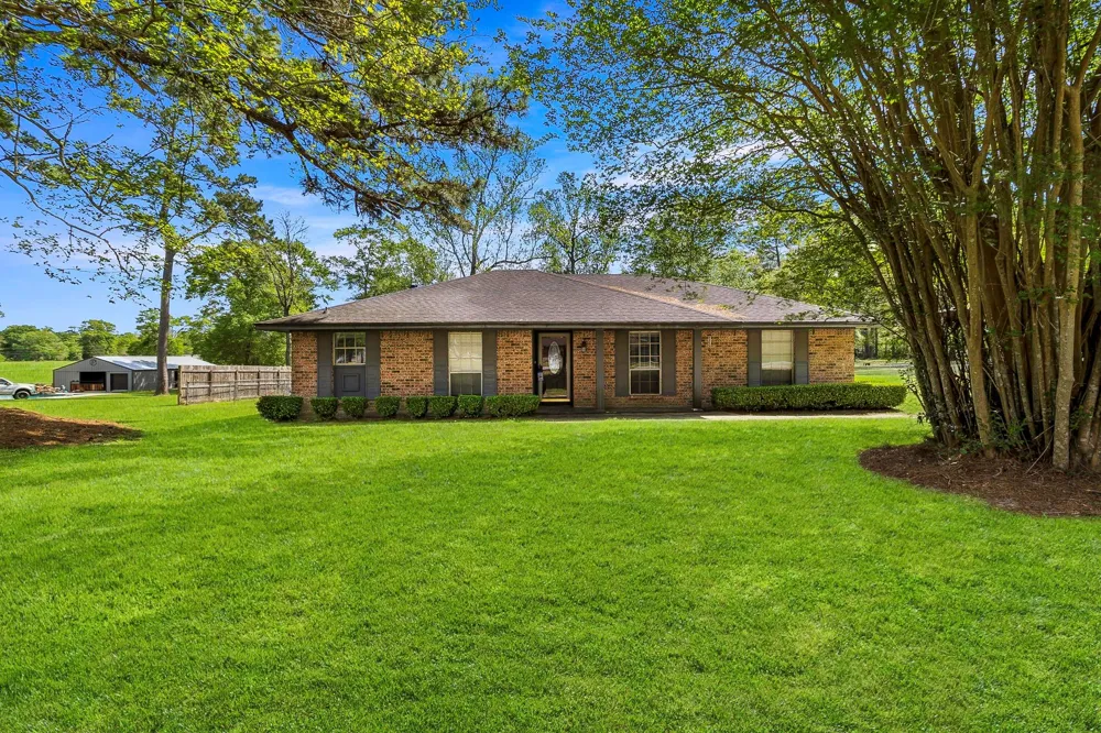 200 Manuel Road Shepherd, TX 77371