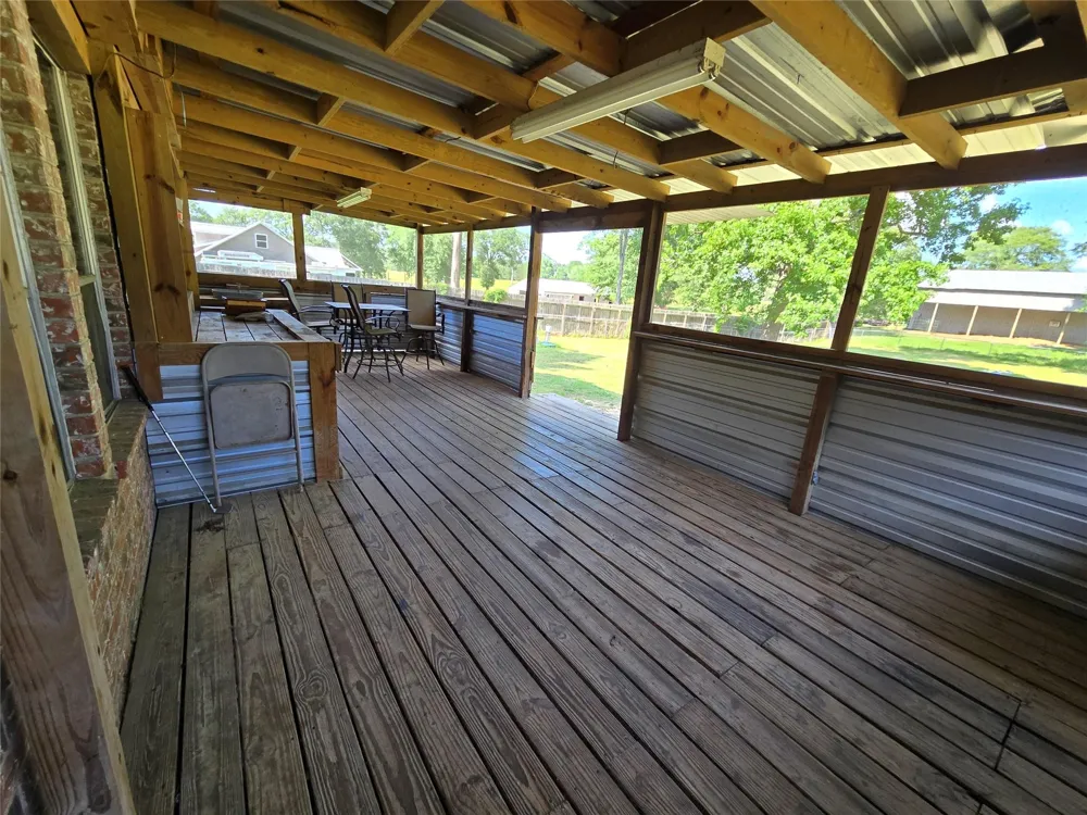 200 Manuel Road Shepherd, TX 77371