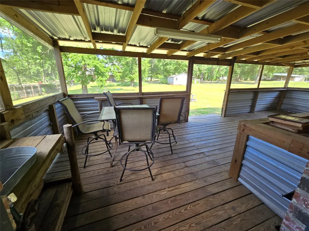 200 Manuel Road Shepherd, TX 77371