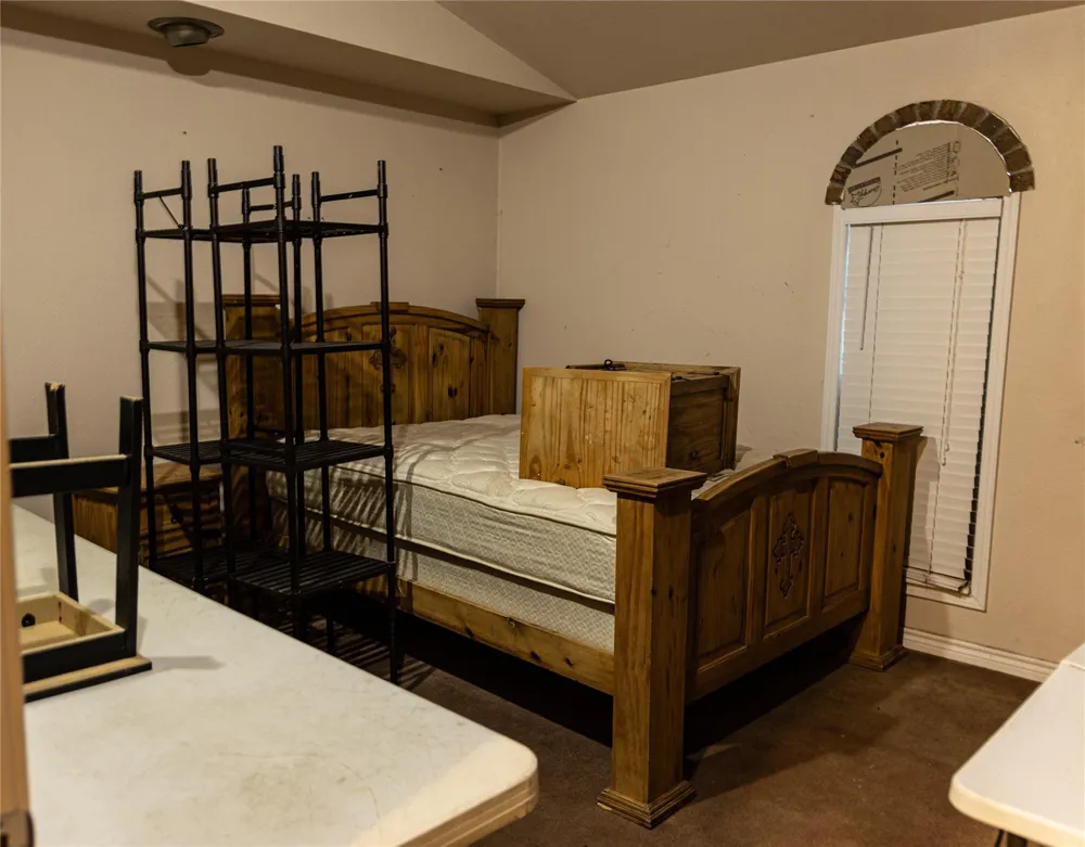 600 NE Avenue Kermit, TX 79745