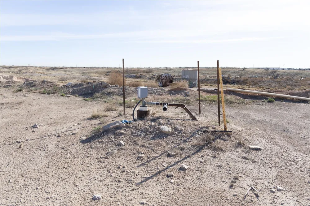 600 NE Avenue Kermit, TX 79745