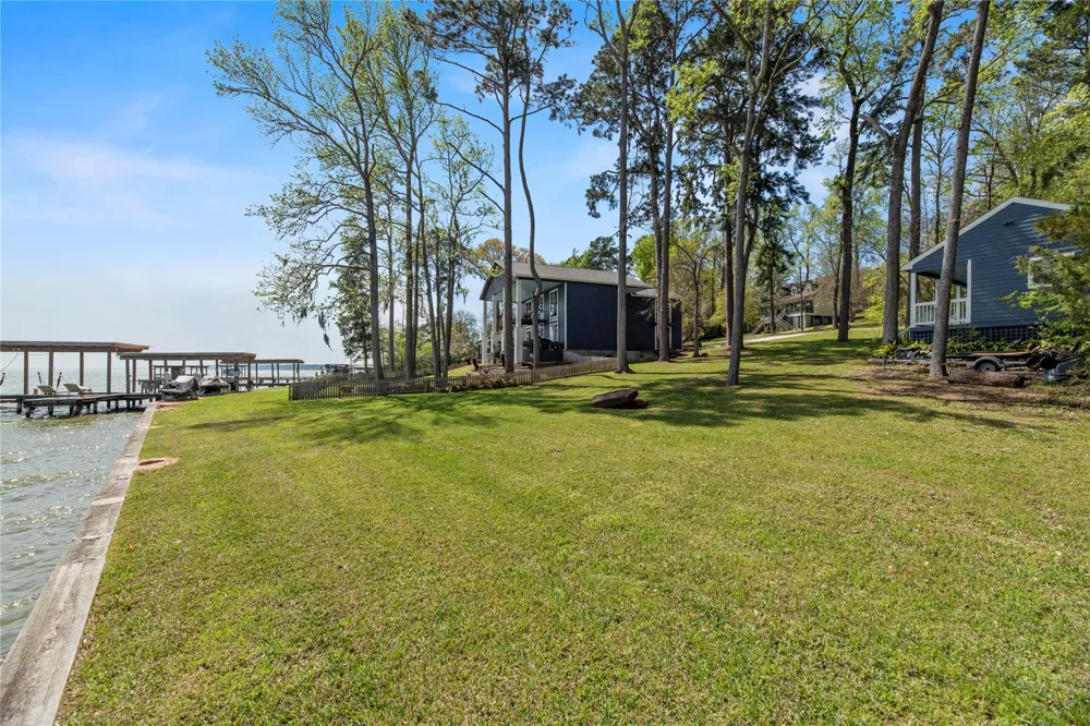 800 Northwoods Drive Point Blank, TX 77364