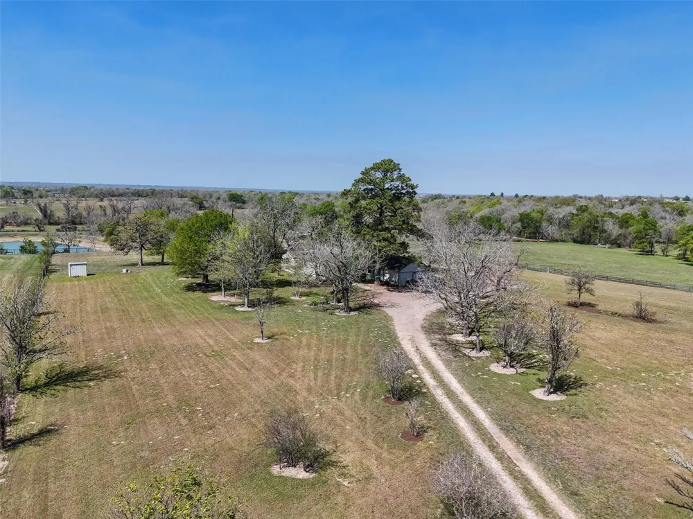 17260 Highway 6 Navasota, TX 77868