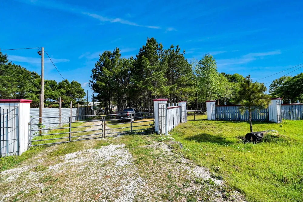 20065 Spring Hill Lane Porter, TX 77365