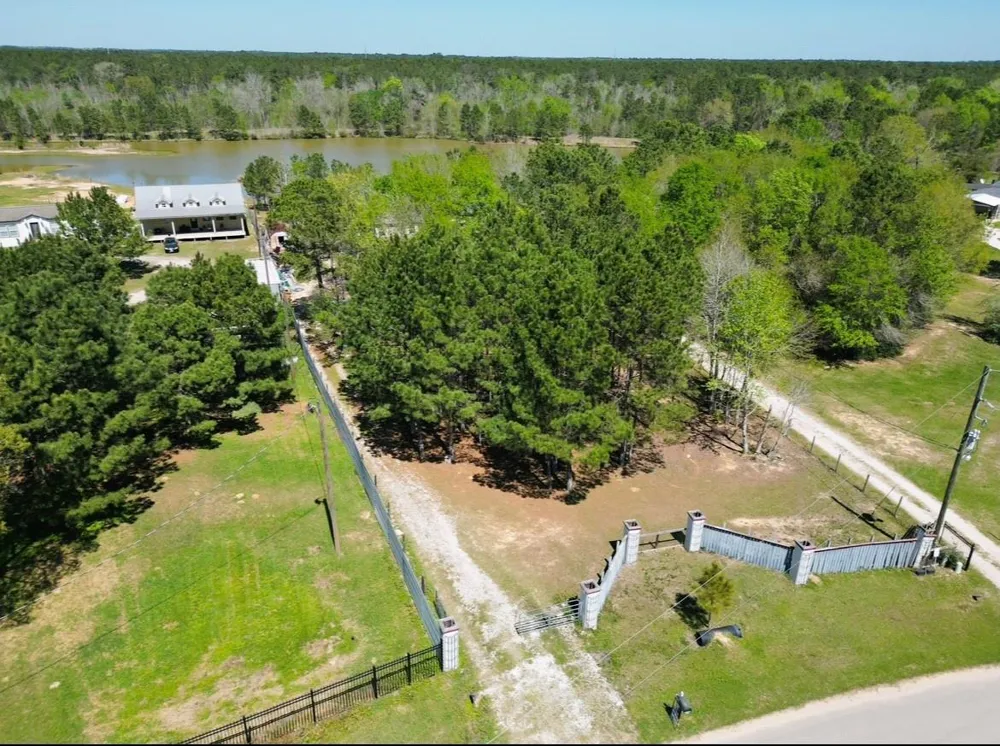 20065 Spring Hill Lane Porter, TX 77365