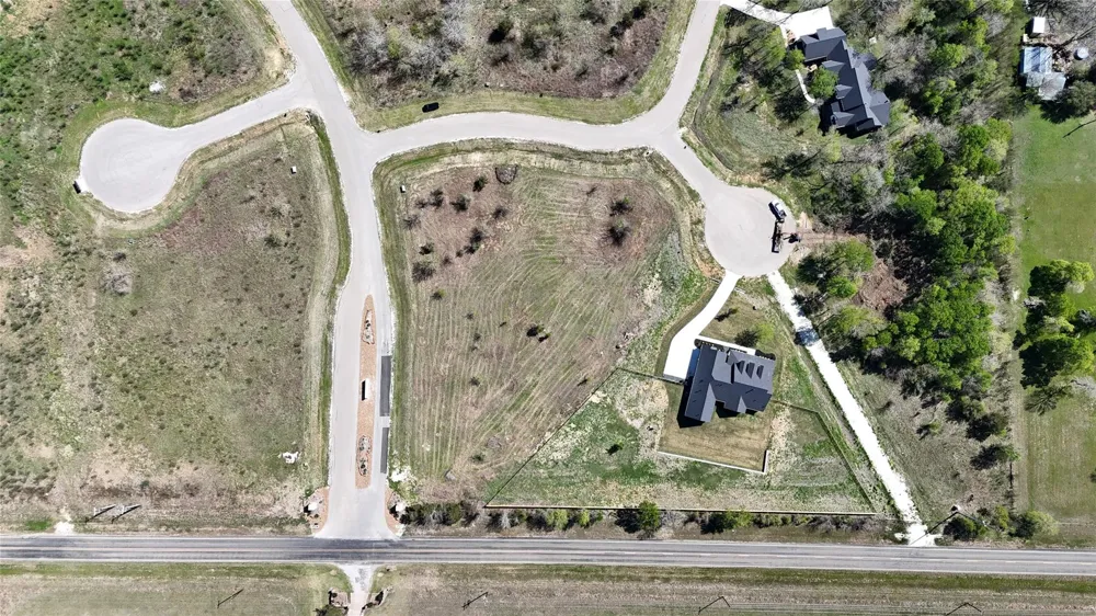 10168 Vista Place Chappell Hill, TX 77426