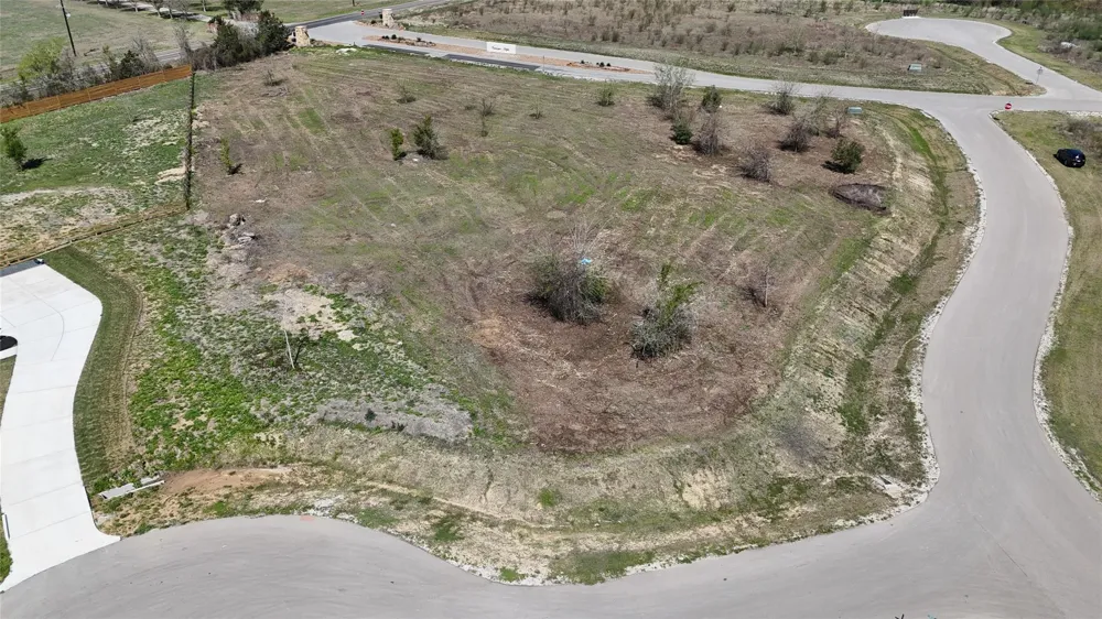 10168 Vista Place Chappell Hill, TX 77426
