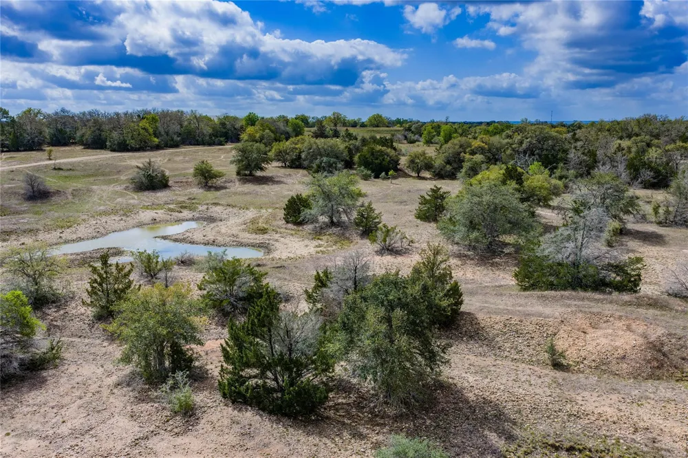Fm 955 Fayetteville, TX 78940