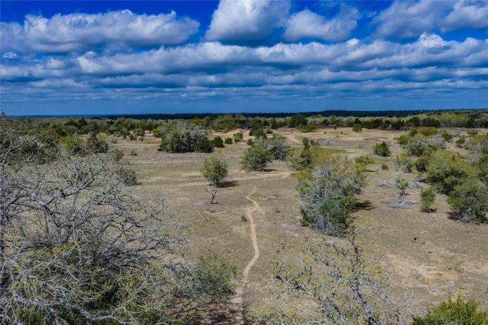 Fm 955 Fayetteville, TX 78940