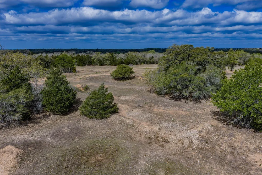 Fm 955 Fayetteville, TX 78940