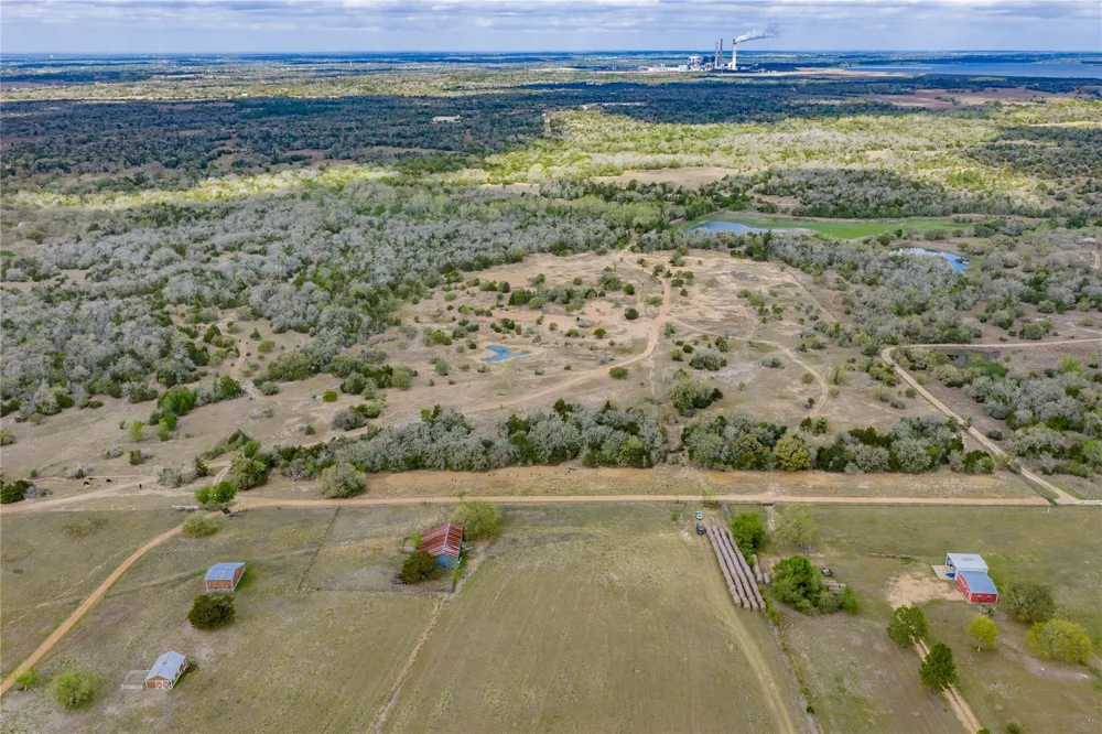 Fm 955 Fayetteville, TX 78940