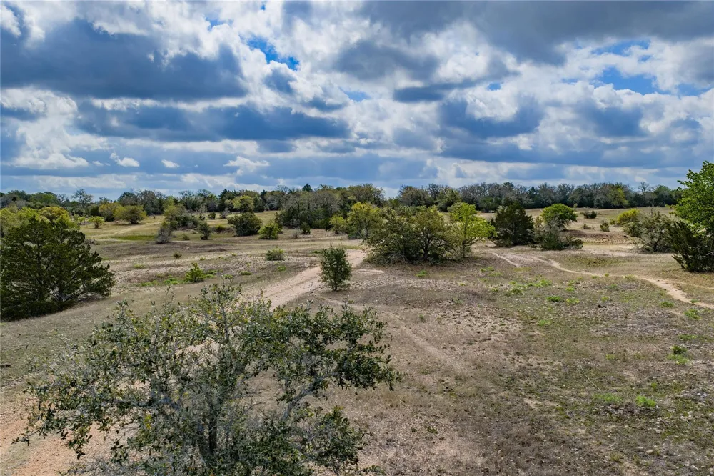 Fm 955 Fayetteville, TX 78940