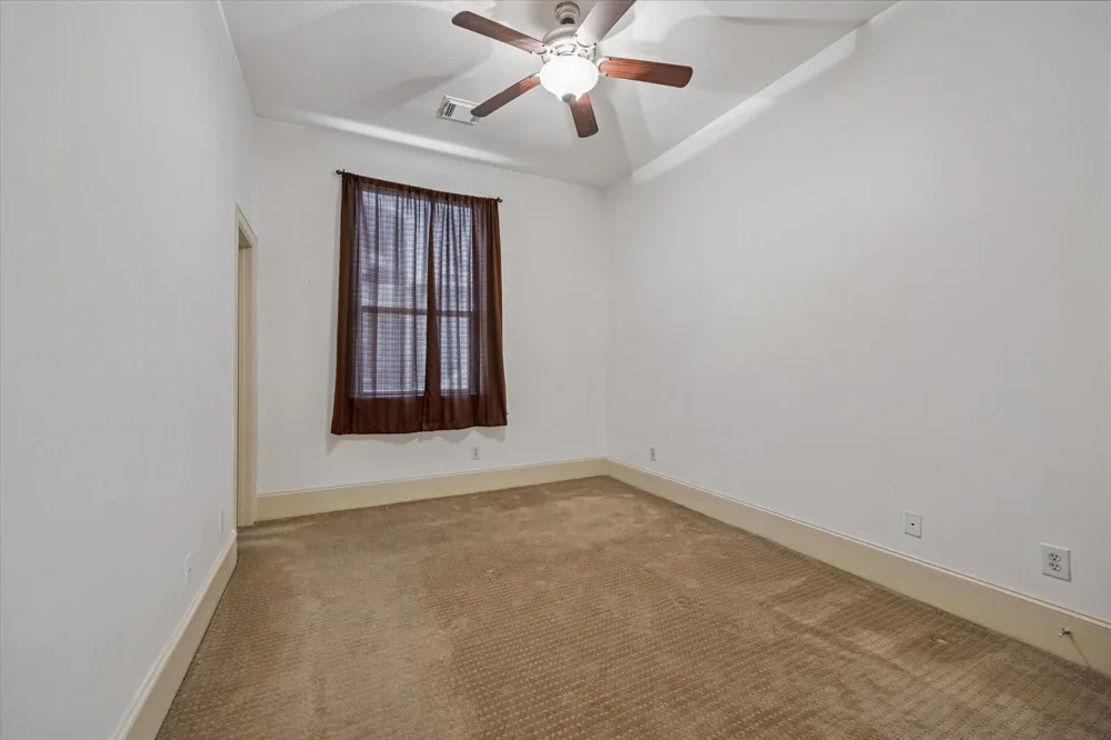 2803 Chartres Street Houston, TX 77004