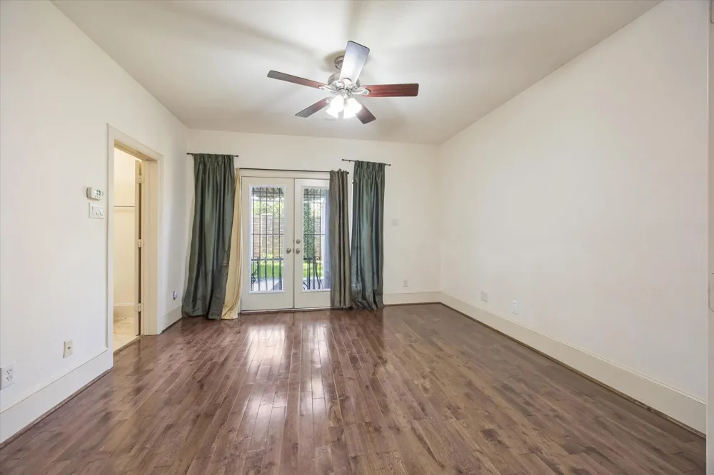 2803 Chartres Street Houston, TX 77004