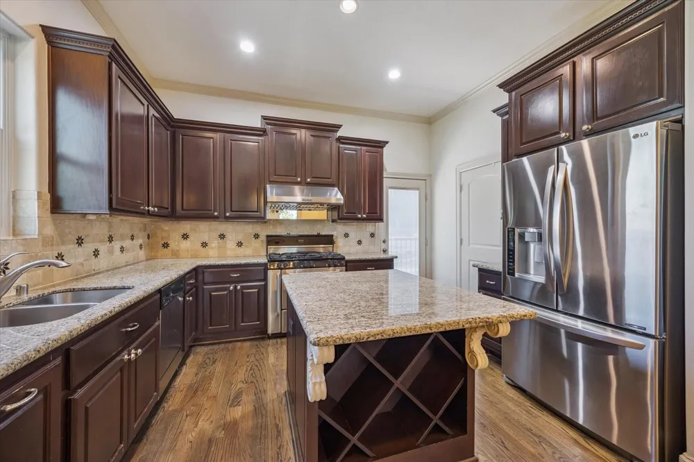 2803 Chartres Street Houston, TX 77004