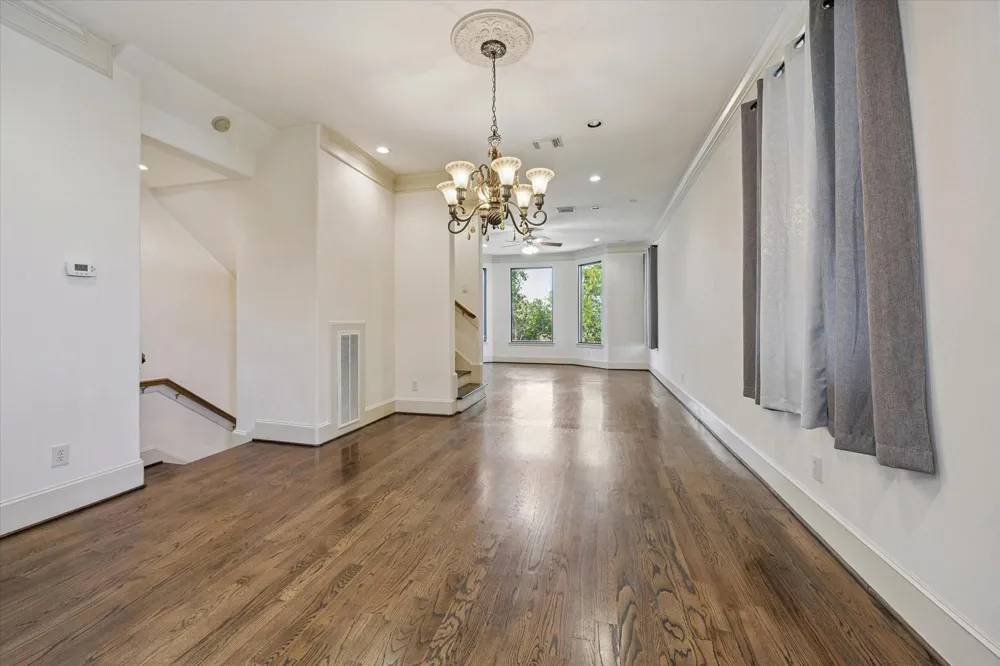 2803 Chartres Street Houston, TX 77004