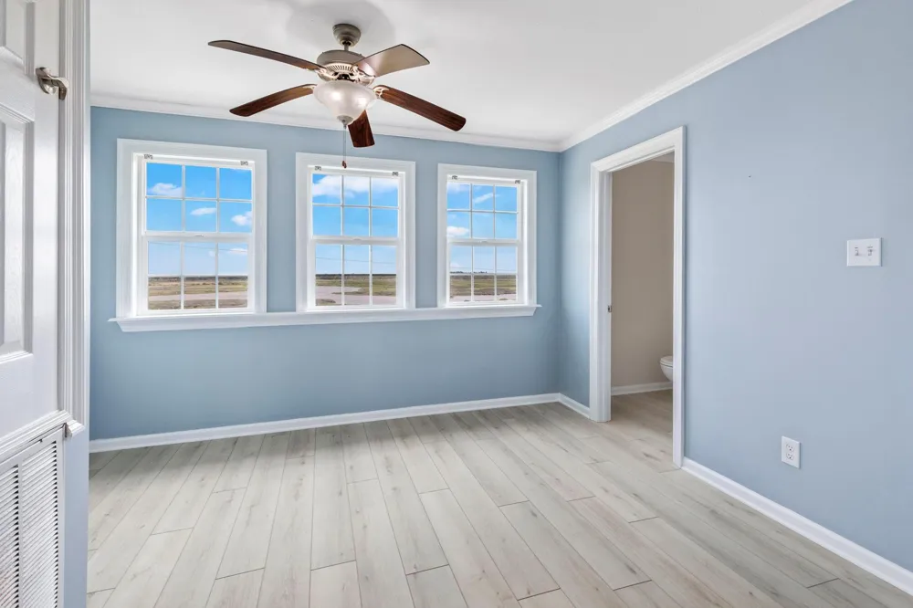 3785 Lake Breeze Road Lake Charles, LA 70605