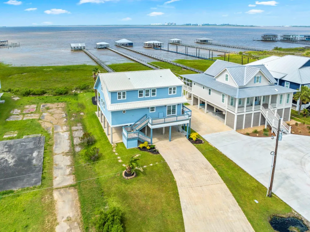 3785 Lake Breeze Road Lake Charles, LA 70605