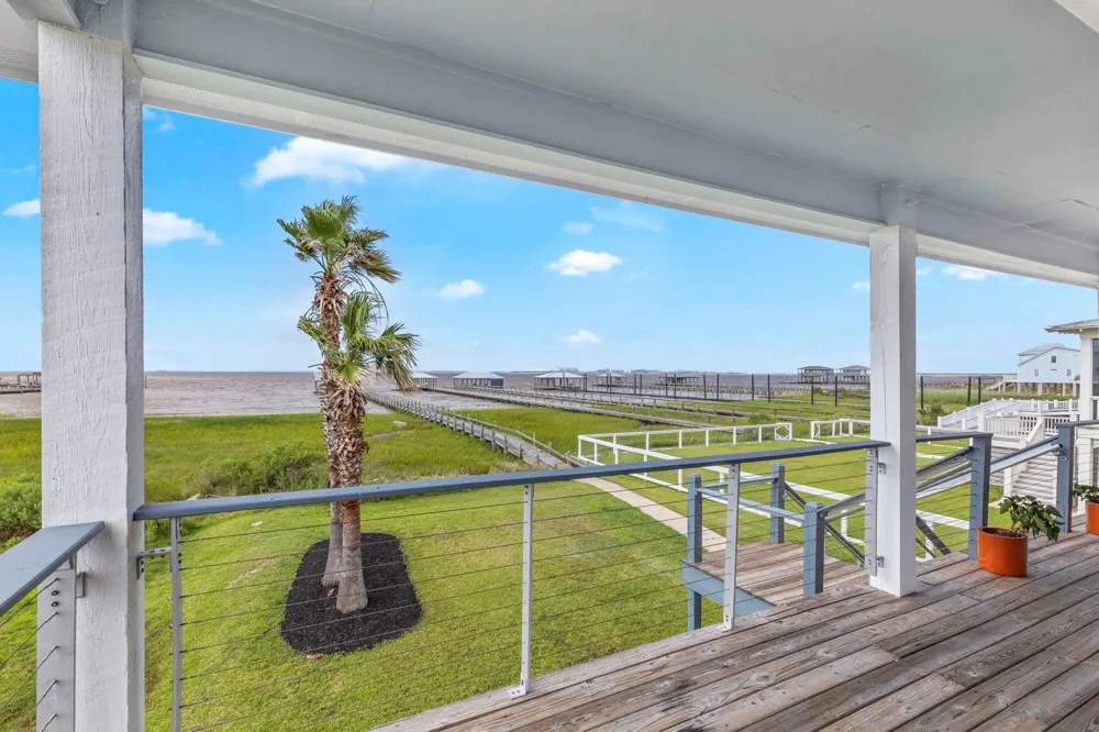 3785 Lake Breeze Road Lake Charles, LA 70605