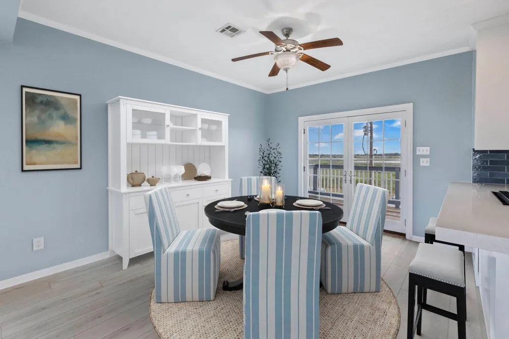 3785 Lake Breeze Road Lake Charles, LA 70605