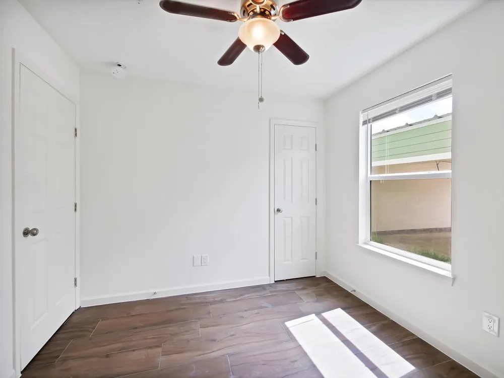 2802 Shaver Street Pasadena, TX 77502