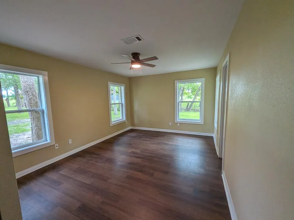 1139 County Rd 403 Anderson, TX 77830