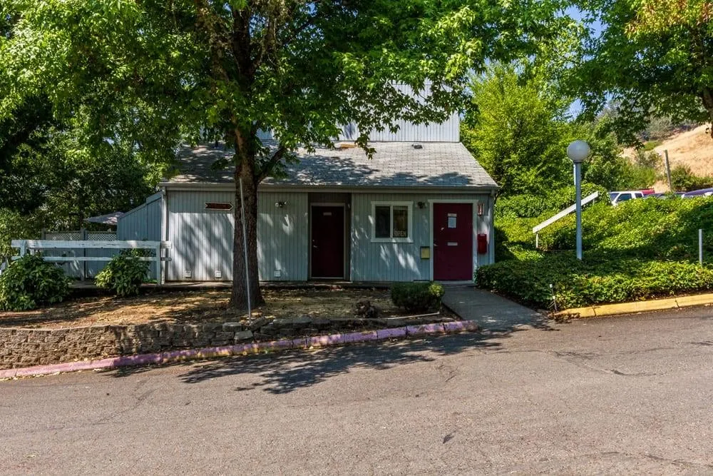 721 Se Meadowlark St #50 Other, OR 97457