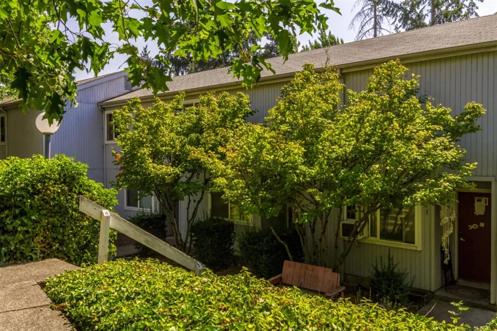 721 Se Meadowlark St #50 Other, OR 97457