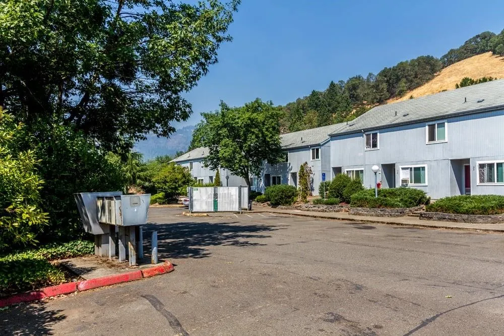 721 Se Meadowlark St #50 Other, OR 97457