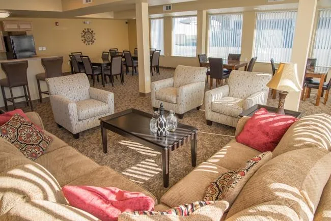 25 Harbour Wy Richmond, CA 94801