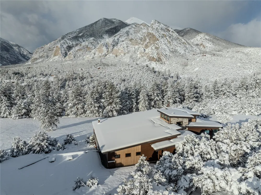 21261 Broadview Road Nathrop, CO 81236