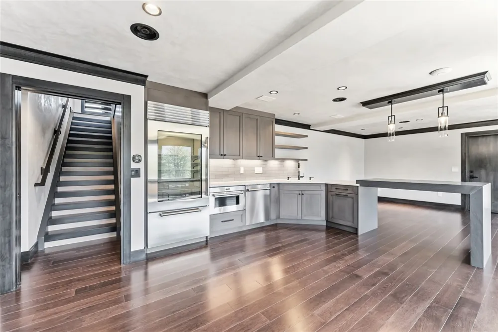 21261 Broadview Road Nathrop, CO 81236