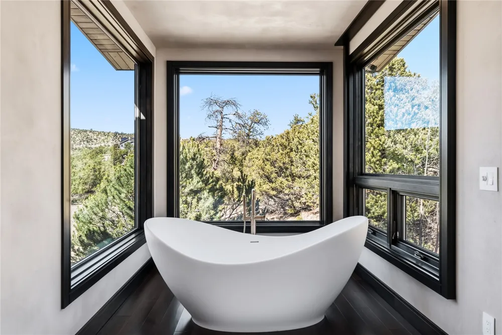 21261 Broadview Road Nathrop, CO 81236