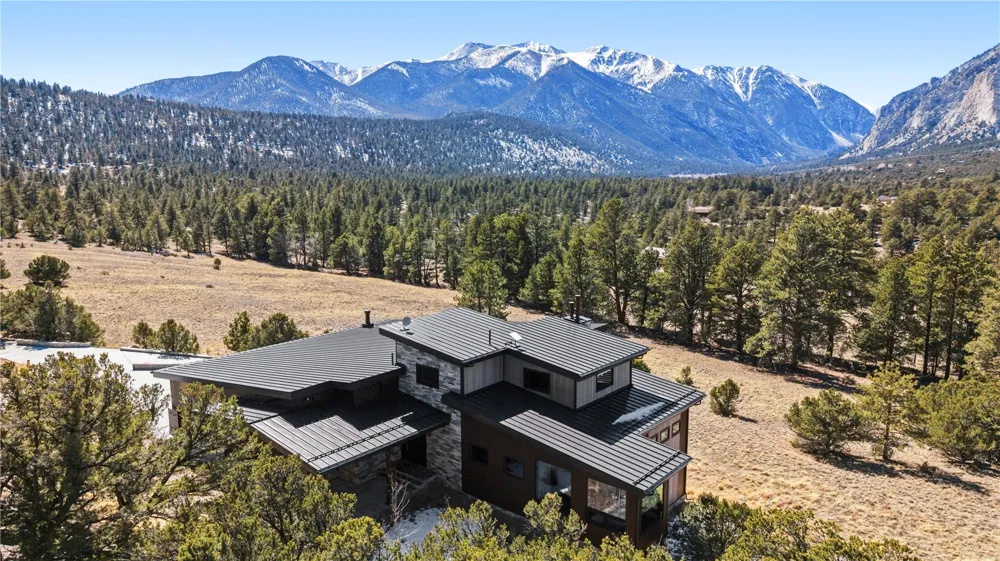 21261 Broadview Road Nathrop, CO 81236