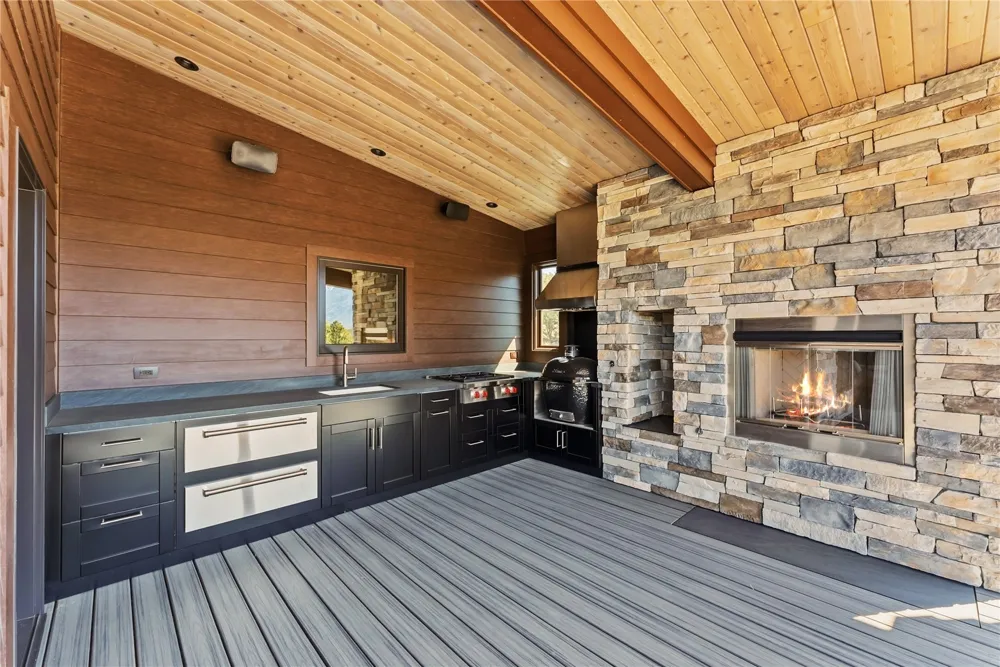21261 Broadview Road Nathrop, CO 81236