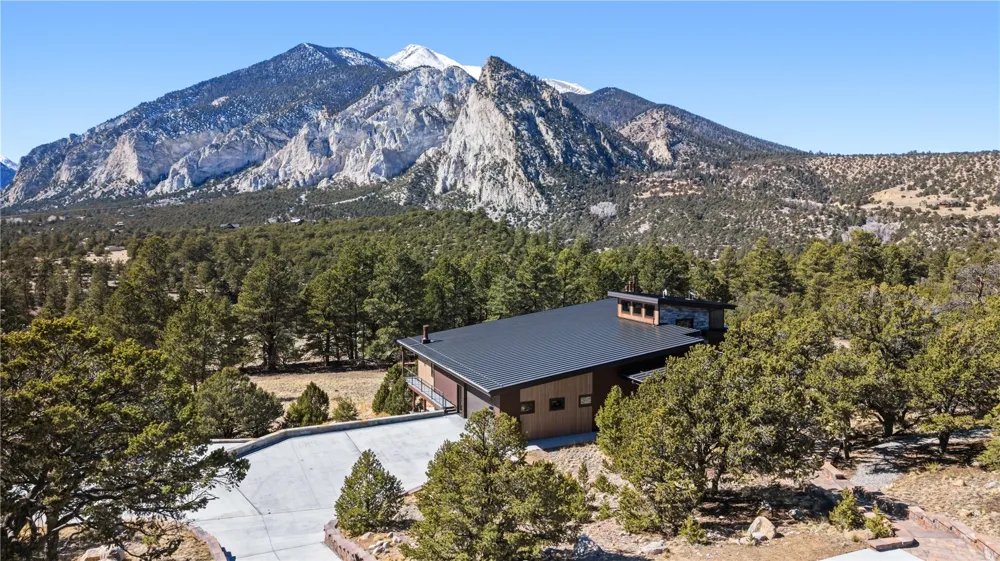 21261 Broadview Road Nathrop, CO 81236