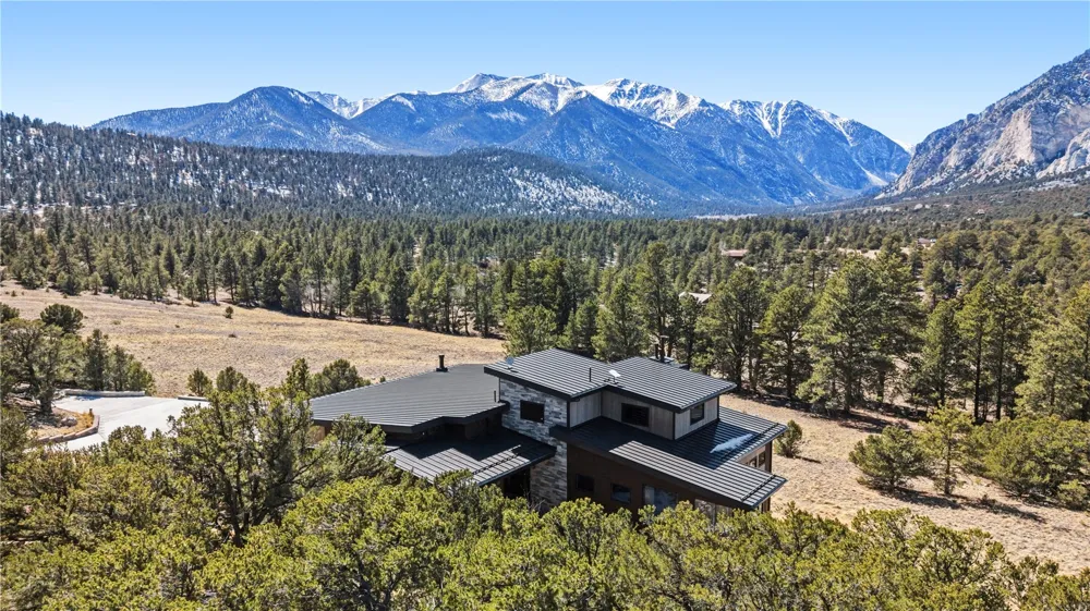 21261 Broadview Road Nathrop, CO 81236