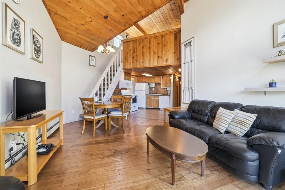 2424 Ryan Gulch Court S #304 Wildernest, CO 80498