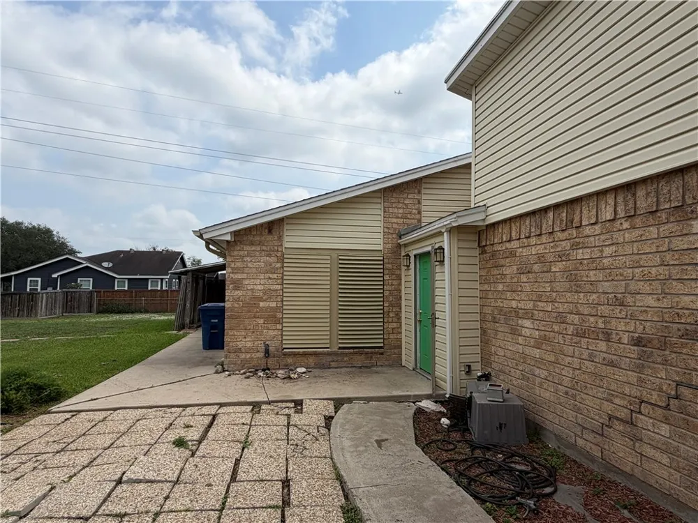 12118 Hearn Corpus Christi, TX 78410