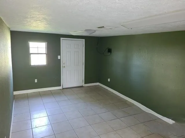 21788 Interstate Highway 10 Vidor, TX 77662