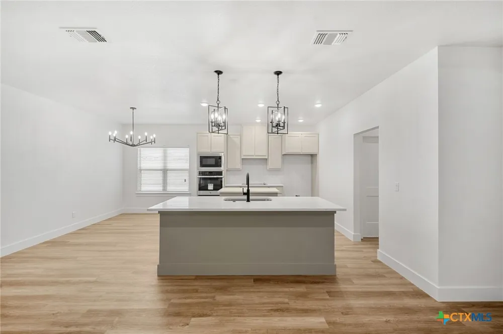 7712 Soapstone Court Moody, TX 76502