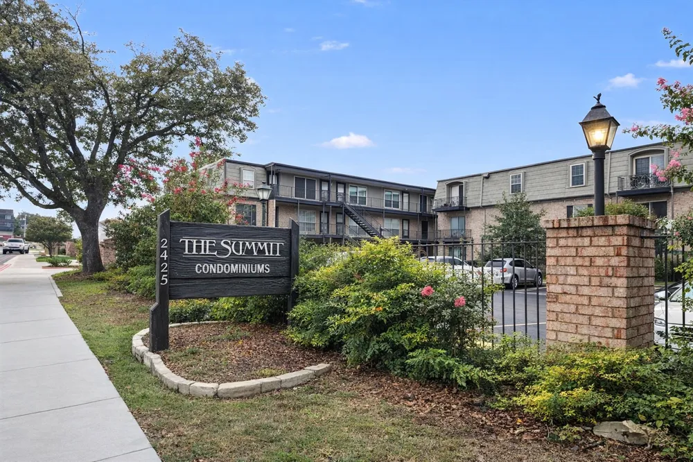 2425 Ashdale Drive #81 Austin, TX 78757